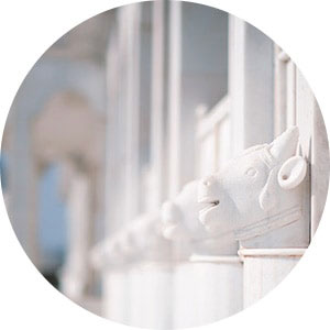 エーカム・アムルタ・カラシャ（AMRUTHA-KALASHA）